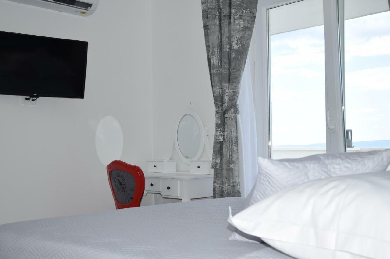 Apartman Mili Baška Voda Eksteriør billede